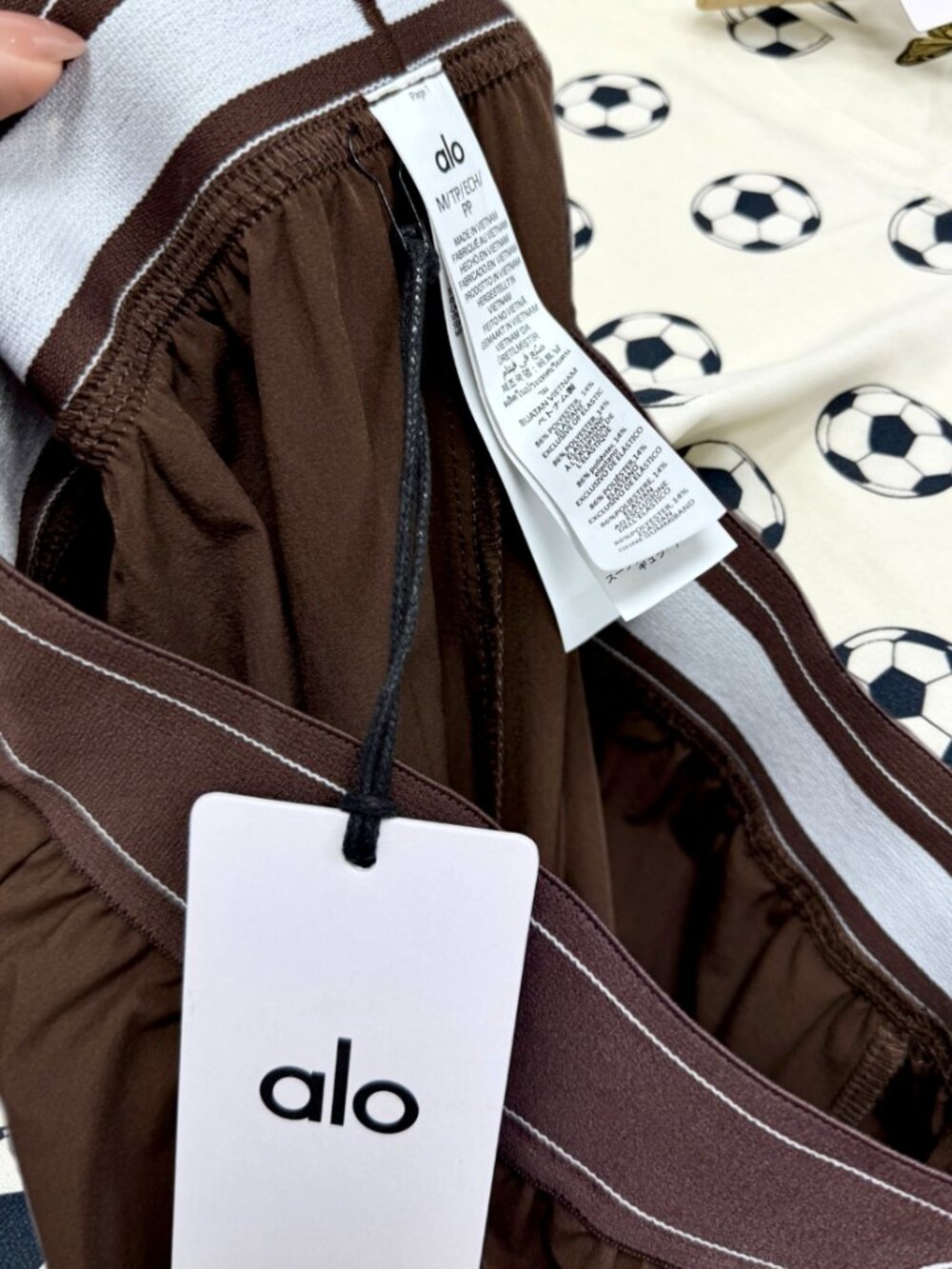 NWT🤎💖Alo Yoga Espresso Brown Suit Up Trousers (Regular 30” Inseam) - Picture 5 of 6